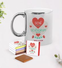 Kişiye Özel Sevgililer Günü Krom Kupa ve Çikolata Hediye Seti-57