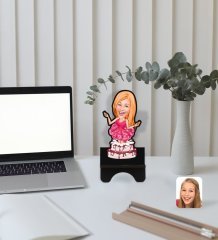 Kişiye Özel Kadın Doğum Günü Karikatürlü Ahşap Biblo Telefon Standı-1