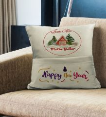 BK Gift Kişiye Özel Yılbaşı Tasarımlı Organizer Kumanda ve Atıştırmalık Cepli Krem Kırlent Yastık, Yılbaşı Hediyesi- 3, Yeni Yıl Hediyeleri