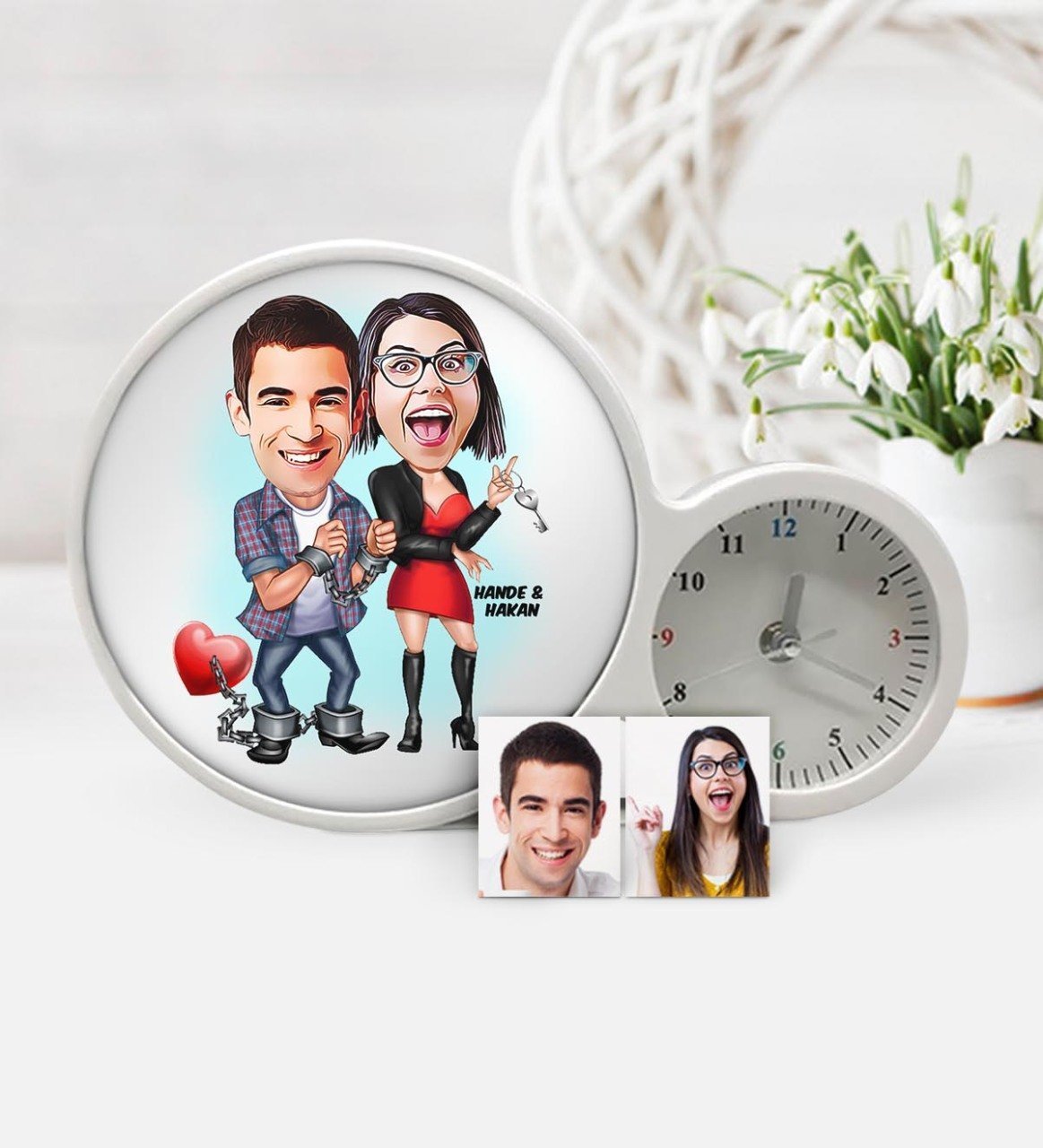 Kişiye Özel Sevgililer Karikatür Saatli Sihirli LED Ayna Çerçeve - 1