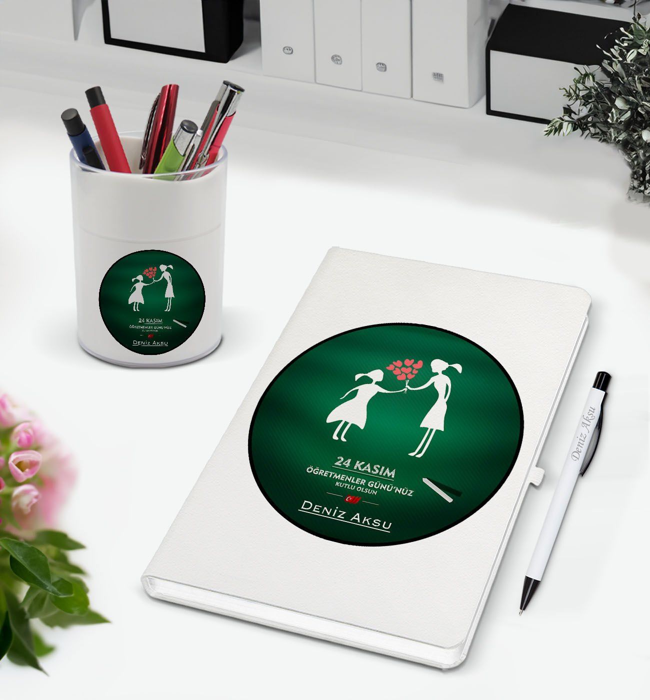 BK Gift Kişiye Özel İsimli Öğretmenler Günü Tasarımlı Defter Kalem ve Kalemlik Hediye Seti, Öğretmene Hediye, Öğretmenler Günü - 17
