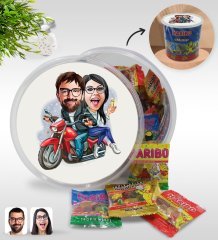 Kişiye Özel Sevgililer Karikatürlü Dev Boy Haribo Minis Kovası (10gx100adet) Model 97