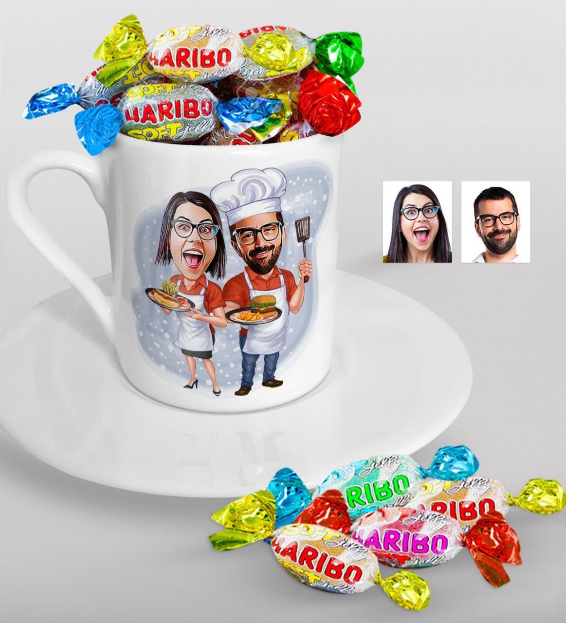 Kişiye Özel Aşçı Çift Karikatürlü Türk Kahvesi Fincanı ve Haribo Şeker Hediye Seti