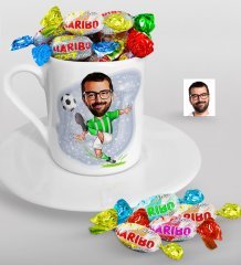 Kişiye Özel Yeşil Beyaz Futbolcu Karikatürlü Türk Kahvesi Fincanı ve Haribo Şeker Hediye Seti-1