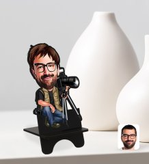 Kişiye Özel Erkek Fotoğrafçı Karikatürlü Ahşap Biblo Telefon Standı-1