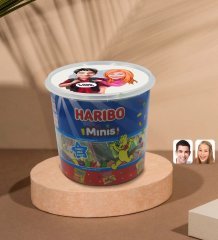 Kişiye Özel Sevgililer Karikatürlü Dev Boy Haribo Minis Kovası (10gx100adet) Model 91