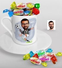 Kişiye Özel Siyah Beyaz Futbolcu Karikatürlü Türk Kahvesi Fincanı ve Haribo Şeker Hediye Seti