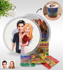Kişiye Özel Sevgililer Karikatürlü Dev Boy Haribo Minis Kovası (10gx100adet) Model 90