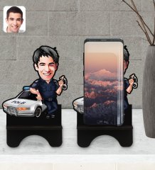 Kişiye Özel Erkek Polis Karikatürlü Ahşap Biblo Telefon Standı-2