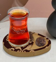 Kişiye Özel Retro Motif Tasarımlı Doğal Ahşap Tabaklı Heybeli Çay Bardağı Sunum Seti Model 7