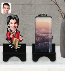 Kişiye Özel Erkek Patron Karikatürlü Ahşap Biblo Telefon Standı-2