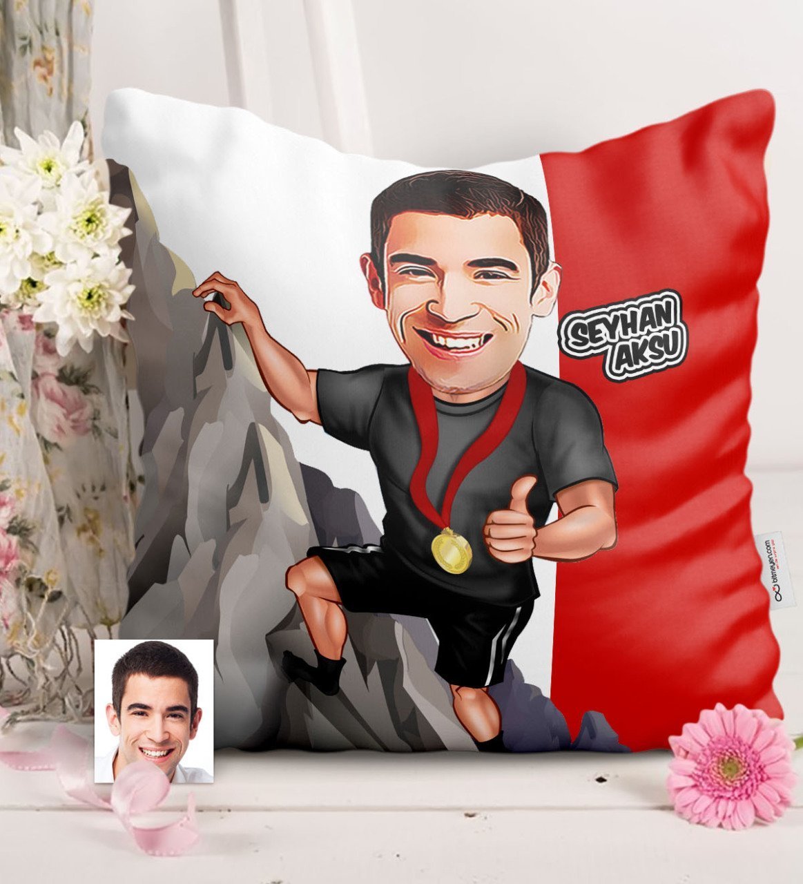 Kişiye Özel Bay Dağcı Karikatürlü Saten Yastık