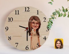 Kişiye Özel Kız Çocuk Karikatürlü Otantik Ahşap Palet Saat-7