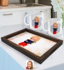 Kişiye Özel Kadın Karikatürlü Doğal Ahşap Tepsi ve 2’li Kupa Bardak Seti-12