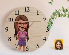 Kişiye Özel Kız Çocuk Karikatürlü Otantik Ahşap Palet Saat-3