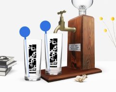 Kişiye Özel Renkli Baskılı İsimli İkili Vodka Bardağı ve Ahşap Vodka Standı Hediye Seti-121