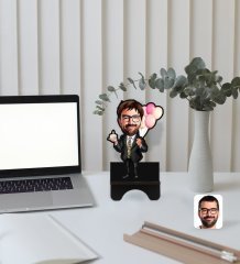 Kişiye Özel Erkek Doğum Günü Karikatürlü Ahşap Biblo Telefon Standı-3