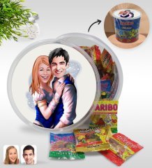 Kişiye Özel Sevgililer Karikatürlü Dev Boy Haribo Minis Kovası (10gx100adet) Model 36