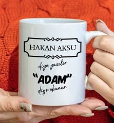 BK Gift Kişiye Özel Adam Diye Okunur Beyaz Kupa Bardak, Arkadaşa Hediye