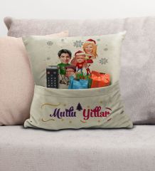 BK Gift Kişiye Özel Yılbaşı Karikatür Tasarımlı Organizer Kumanda ve Atıştırmalık Cepli Krem Kırlent Yastık- 5, Yılbaşı Hediyesi, Yeni Yıl Hediyeleri