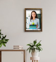 Kişiye Özel Kadın Öğretmen Fotoğraflı Doğal Masif Ahşap Çerçeveli Tablo 45x65cm-1