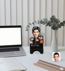 Kişiye Özel Erkek Avukat Karikatürlü Ahşap Biblo Telefon Standı-2
