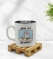 Bk Gift Yine Mi Güzelim Tasarımlı İçi Siyah Renkli Kupa Bardak Model 1