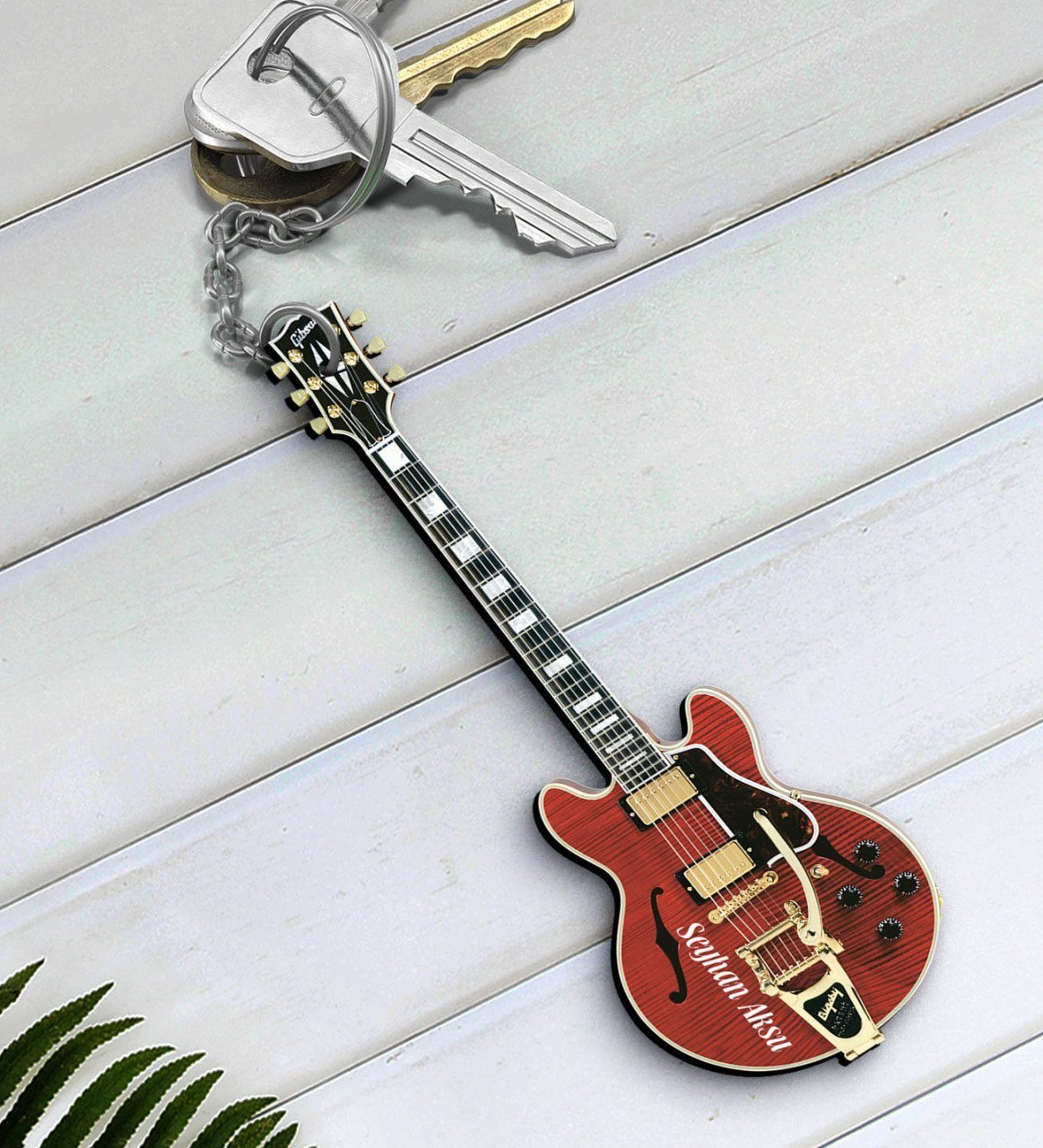 Kişiye Özel İsimli Elektro Gitar Enstrüman Ahşap Anahtarlık-3