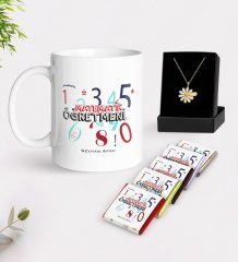 Kişiye Özel Matematik Öğretmeni Beyaz Kupa Çikolata ve İsimli Papatya Kolye Hediye Seti-4