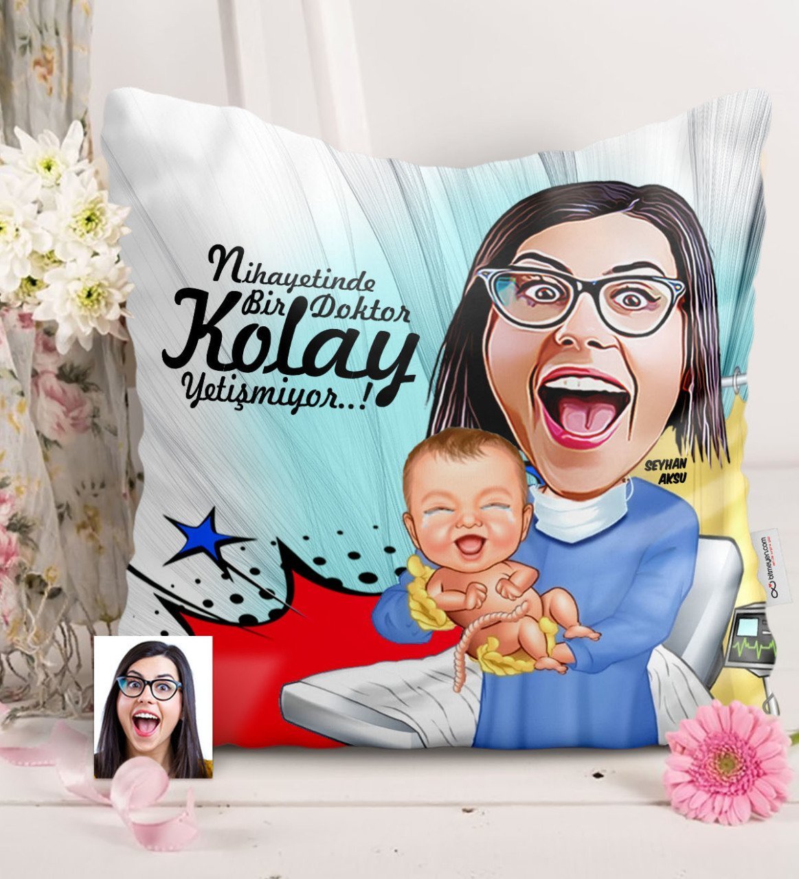 Kişiye Özel Bayan Kadın Hastalıkları ve Doğum Uzmanı Karikatürlü Saten Yastık - 1