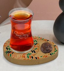 Kişiye Özel Modern Art Tasarımlı Doğal Ahşap Tabaklı Heybeli Çay Bardağı Sunum Seti Model 2