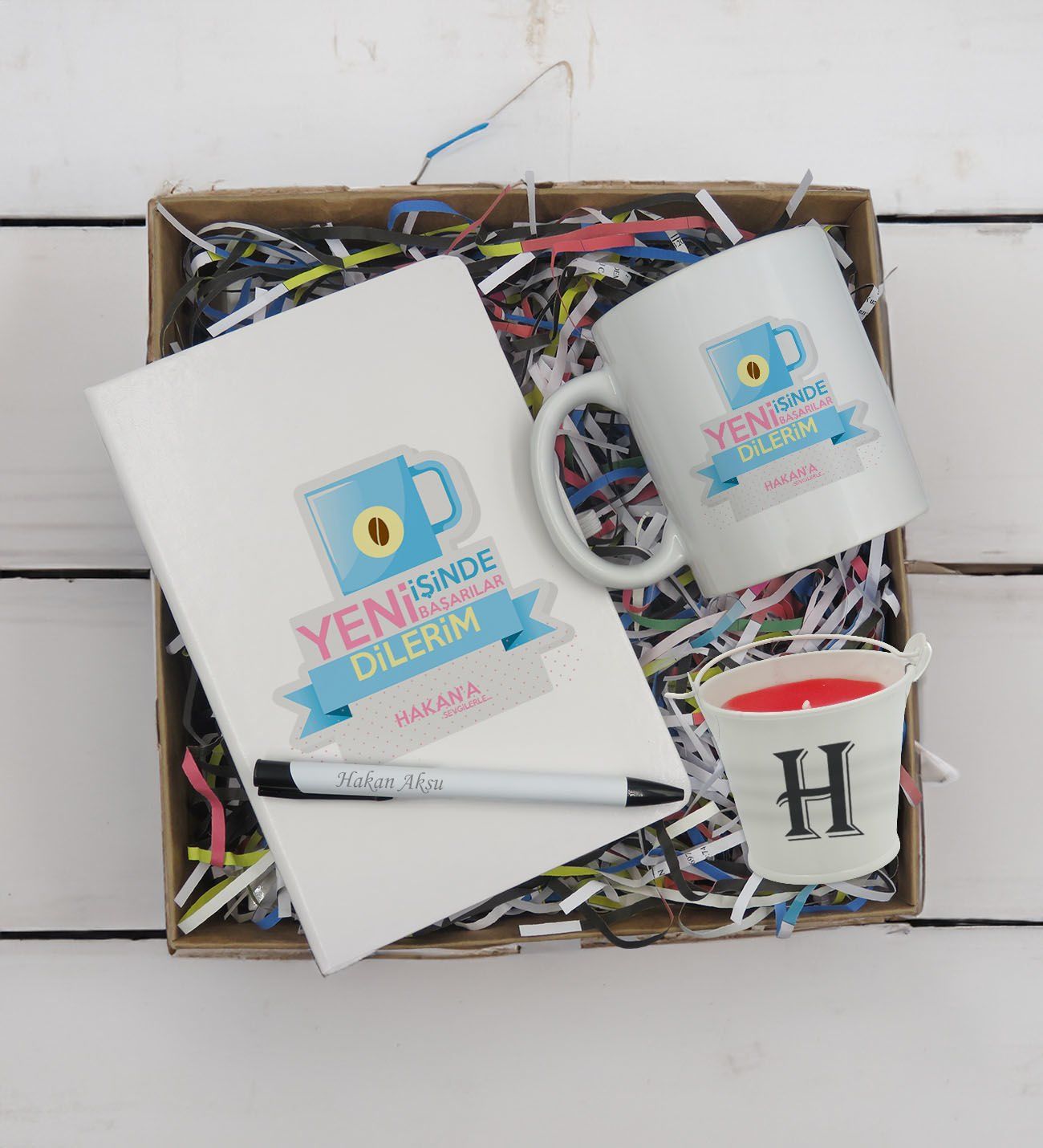 BK Gift Kişiye Özel İsimli Defter Kalem Kupa ve Mini Kovada Kokulu Mum Hediye Seti-9, Arkadaşa Hediye, Sevgiliye Hediye, Yeni İş Hediyesi