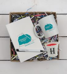 BK Gift Kişiye Özel İsimli Defter Kalem Kupa ve Mini Kovada Kokulu Mum Hediye Seti-6, Arkadaşa Hediye, Sevgiliye Hediye, Yeni İş Hediyesi