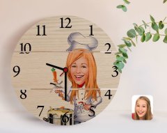 Kişiye Özel Kadın Chef Karikatürlü Otantik Ahşap Palet Saat-1