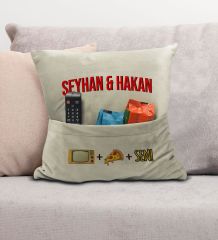 BK Gift Kişiye Özel Tasarımlı Organizer Kumanda ve Atıştırmalık Cepli Krem Kırlent Yastık- 2, Ev Dekoru, Ev Hediyesi