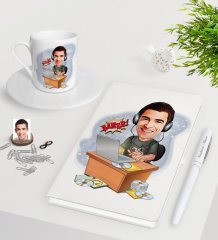 Kişiye Özel Erkek Gamer Karikatürlü Beyaz Defter Kalem Türk Kahvesi Fincanı Seti-1