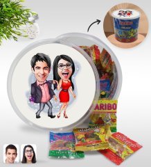 Kişiye Özel Sevgililer Karikatürlü Dev Boy Haribo Minis Kovası (10gx100adet) Model 4
