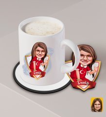 Kişiye Özel Kız Çocuk Karikatürlü Beyaz Kupa ve Ahşap Bardak Altlığı Hediye Seti-2