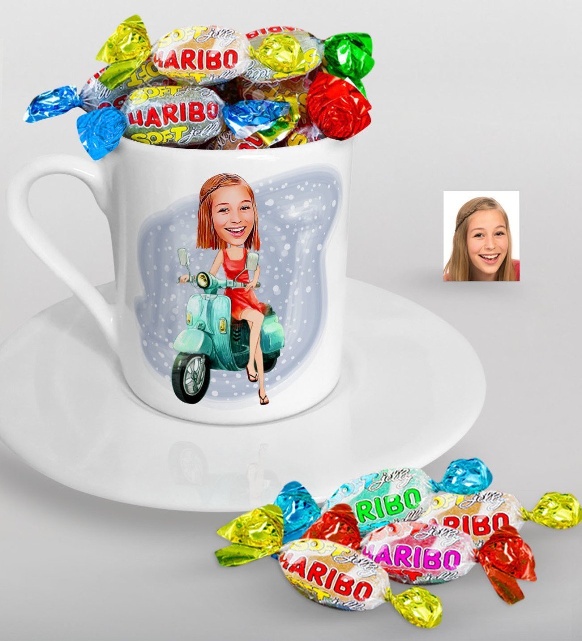Kişiye Özel Bayan Karikatürlü Türk Kahvesi Fincanı ve Haribo Şeker Hediye Seti-24