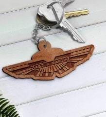 Aston Martin Logolu Ahşap Anahtarlık-1