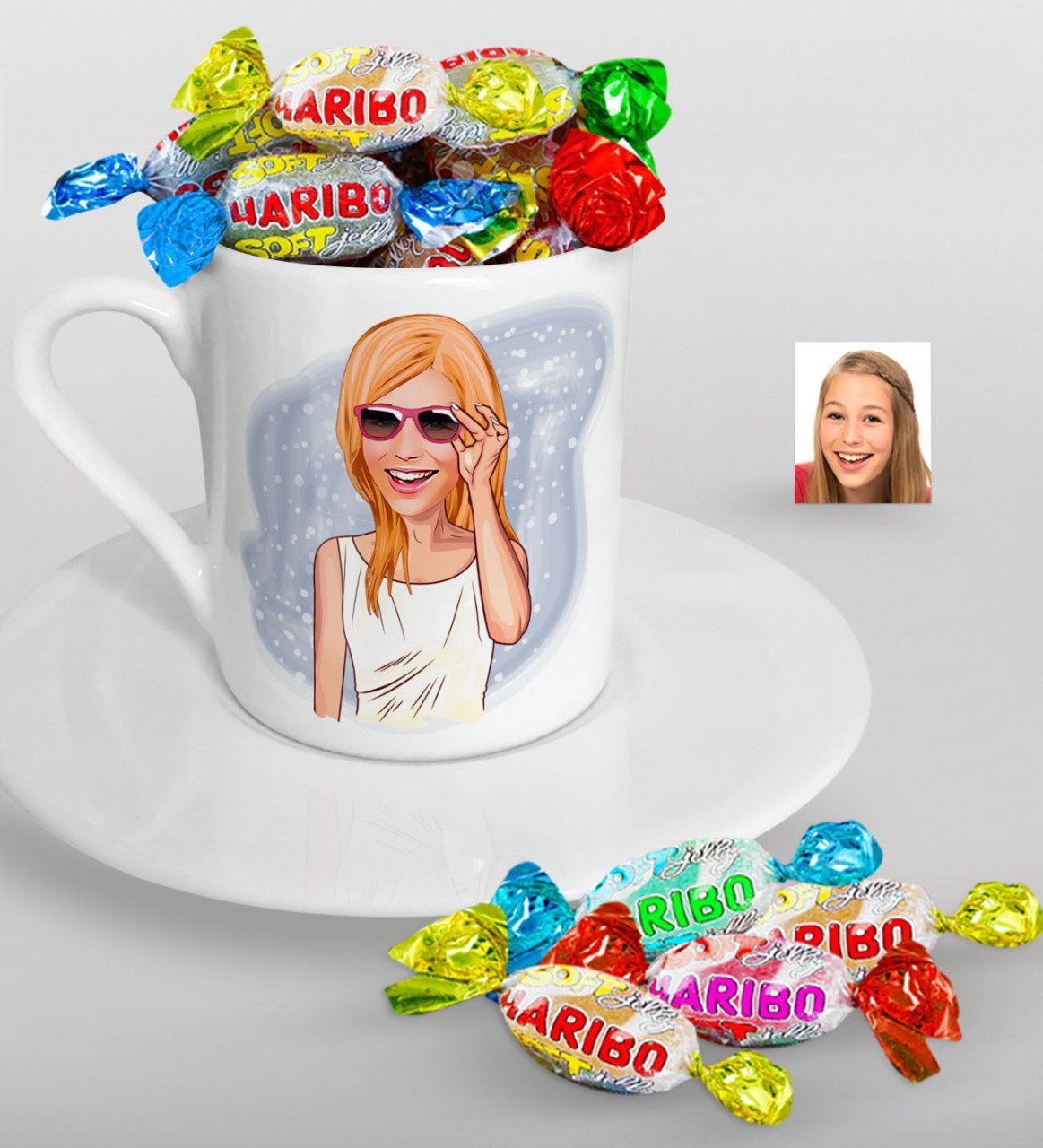 Kişiye Özel Bayan Karikatürlü Türk Kahvesi Fincanı ve Haribo Şeker Hediye Seti-18