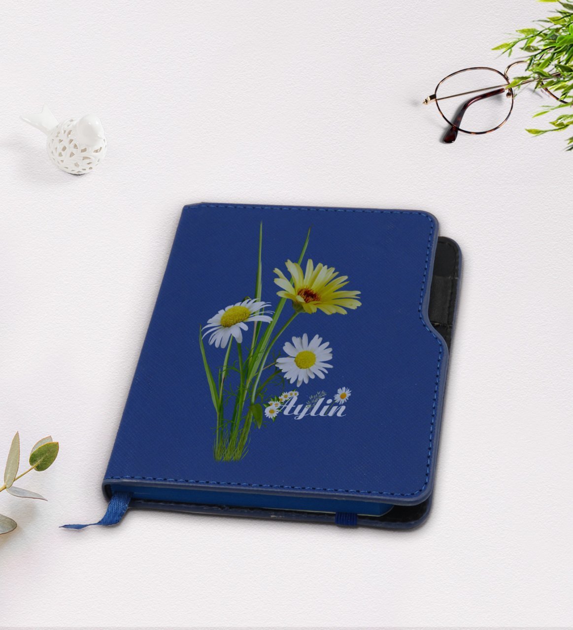 Kişiye Özel Papatya Temalı Lacivert Termo Deri Defter-11