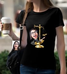 Kişiye Özel Bayan Avukat Karikatürlü Siyah T-Shirt-4