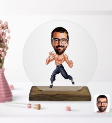 Kişiye Özel Bruce Lee Karikatürlü Yuvarlak Ahşap Standlı Biblo-1