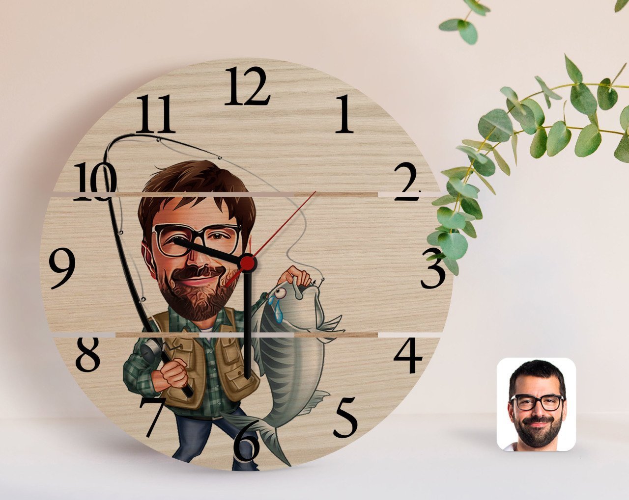 Kişiye Özel Erkek Balıkçı Karikatürlü Otantik Ahşap Palet Saat-1