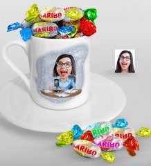Kişiye Özel Bayan Spiker Karikatürlü Türk Kahvesi Fincanı ve Haribo Şeker Hediye Seti-1