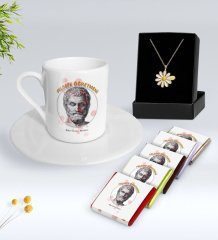 Kişiye Özel Felsefe Öğretmeni Türk Kahvesi Fincanı Çikolata ve İsimli Papatya Kolye Hediye Seti-1