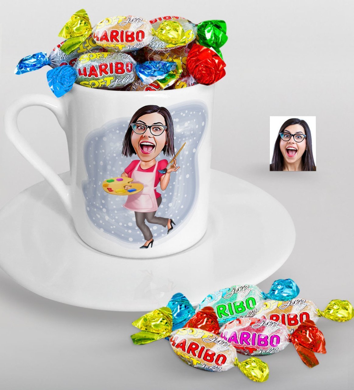 Kişiye Özel Bayan Ressam Karikatürlü Türk Kahvesi Fincanı ve Haribo Şeker Hediye Seti-1