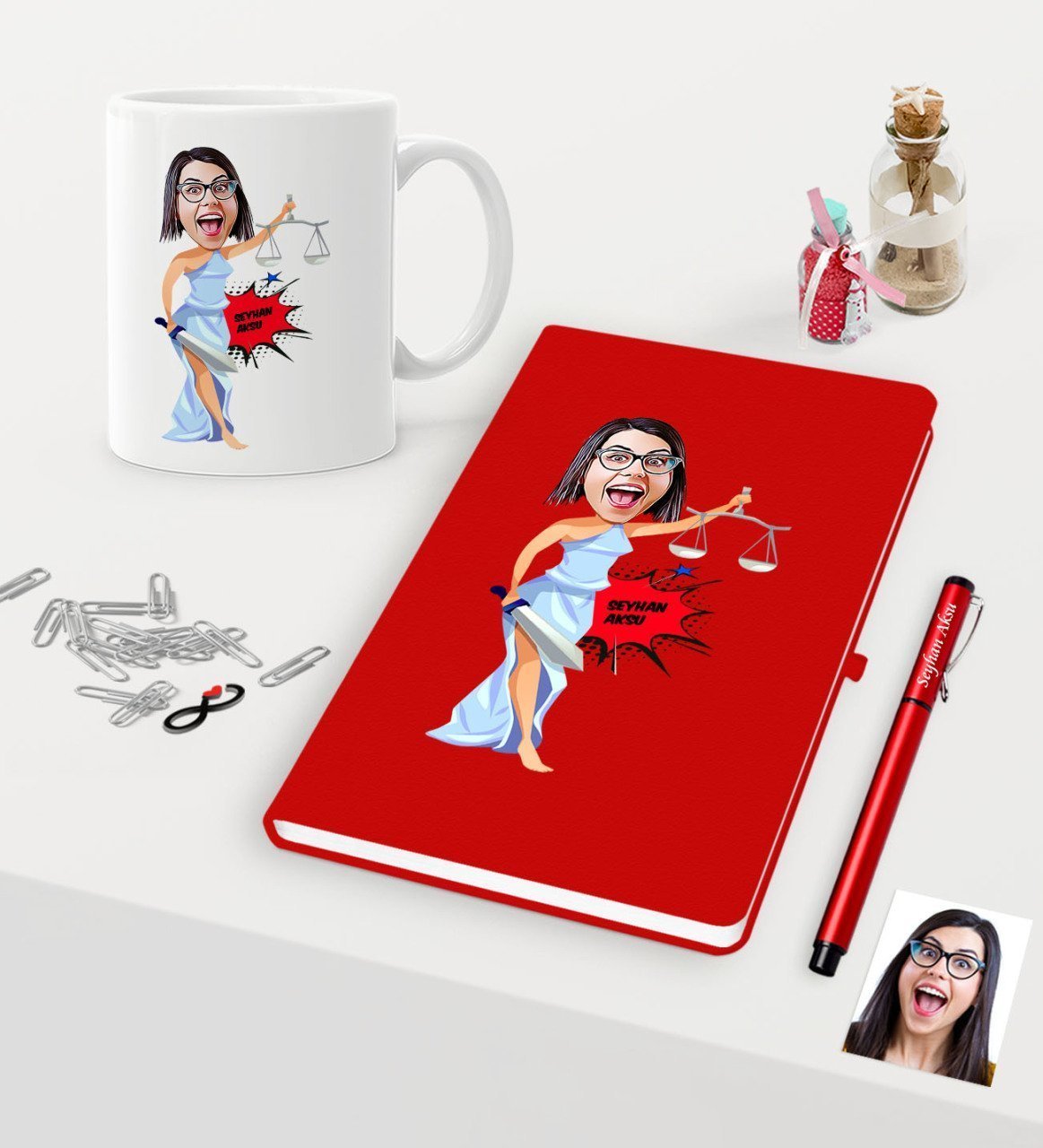 Kişiye Özel Bayan Avukat Karikatürlü Kırmızı Defter Kalem Kupa Seti - 1