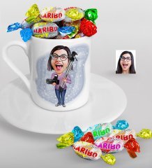 Kişiye Özel Bayan Profesyonel Fotoğrafçı Karikatürlü Türk Kahvesi Fincanı ve Haribo Şeker Hediye Seti-1